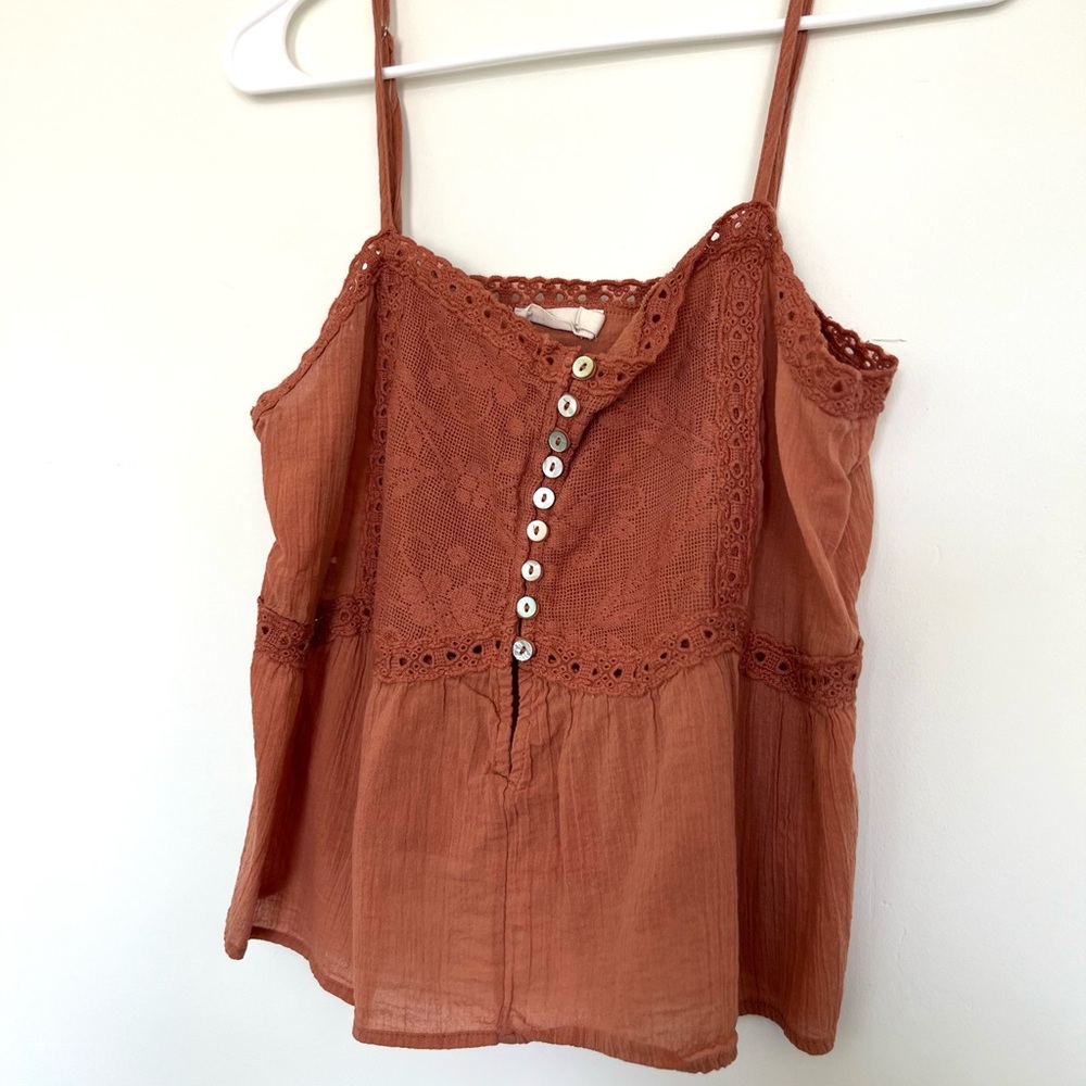 Women's Rust Lace Trim Tank Top